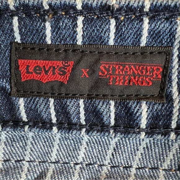 Rare! Levi’s x Stranger Things Pin Stripe Denim Cut Off Shorts - Picture 10 of 10